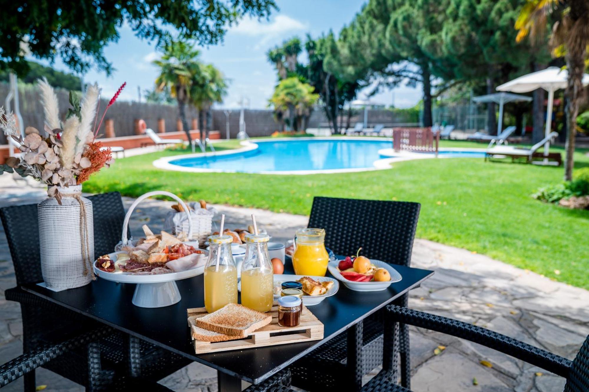 Felix Hotel Valls Εξωτερικό φωτογραφία