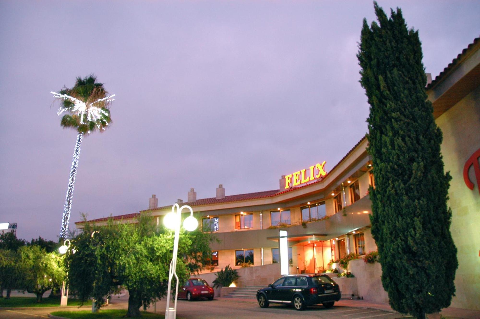 Felix Hotel Valls Εξωτερικό φωτογραφία