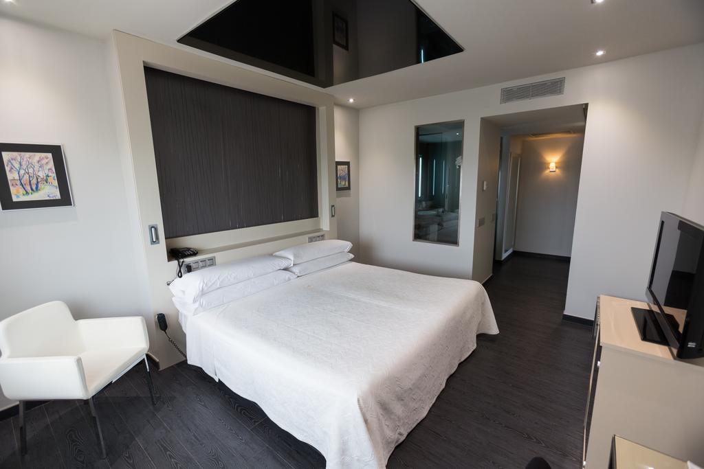 Felix Hotel Valls Εξωτερικό φωτογραφία