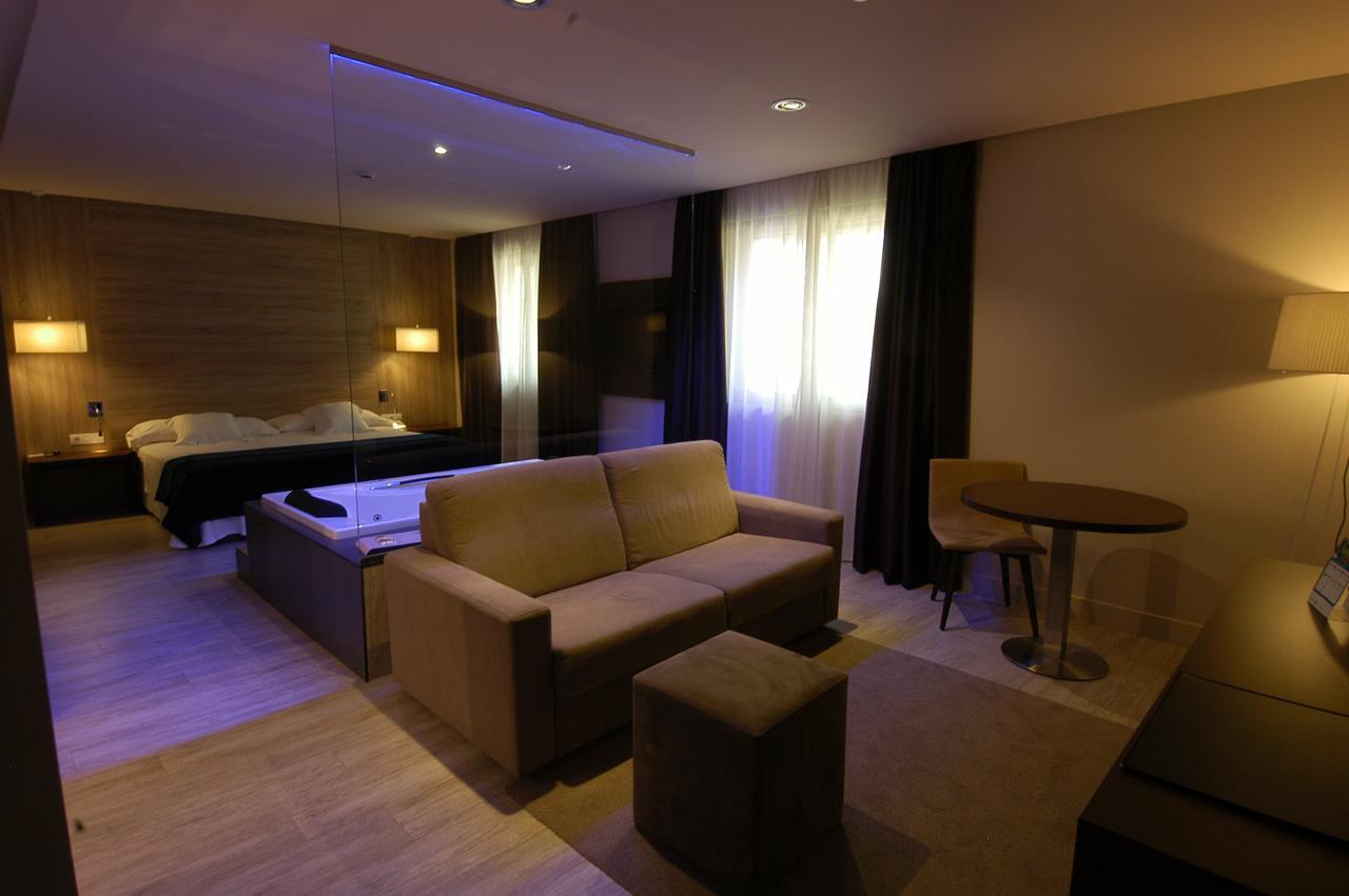Felix Hotel Valls Εξωτερικό φωτογραφία